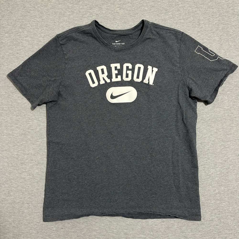 Nike Oregon Ducks Graphic T-Shirt Athletic Cut FA180104NIG Gray Mens XL